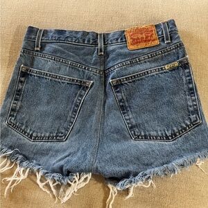 Levi's Classic Frayed Hem Jean Shorts